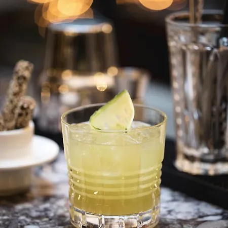 Wallace Paris, Orso Hotels, A Member Of Design 4*