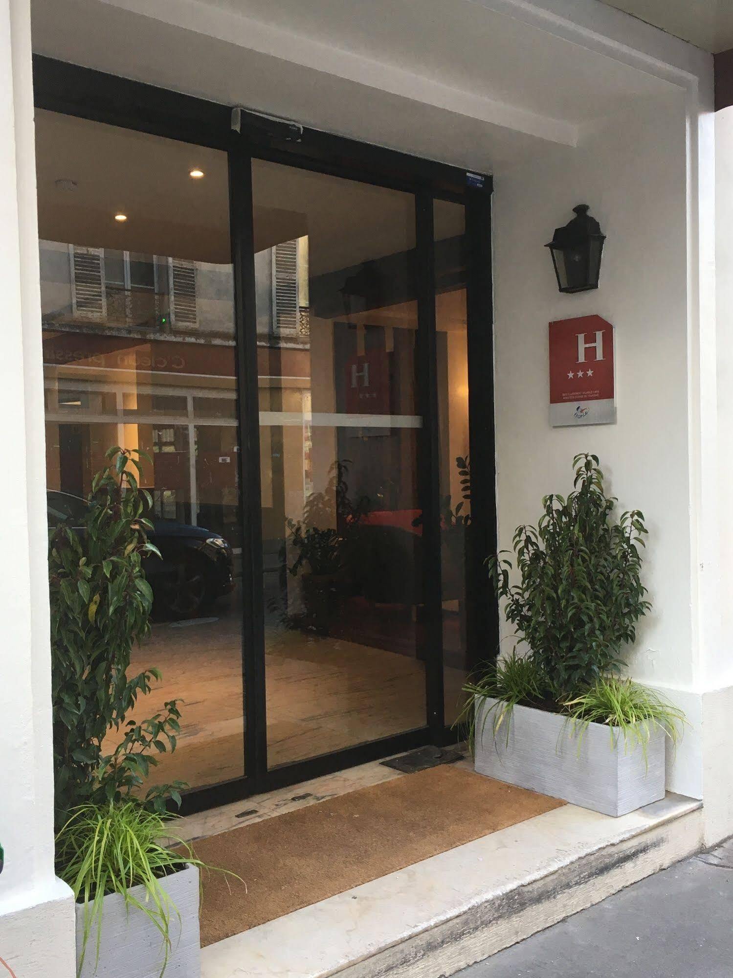 Hôtel Wallace 4*